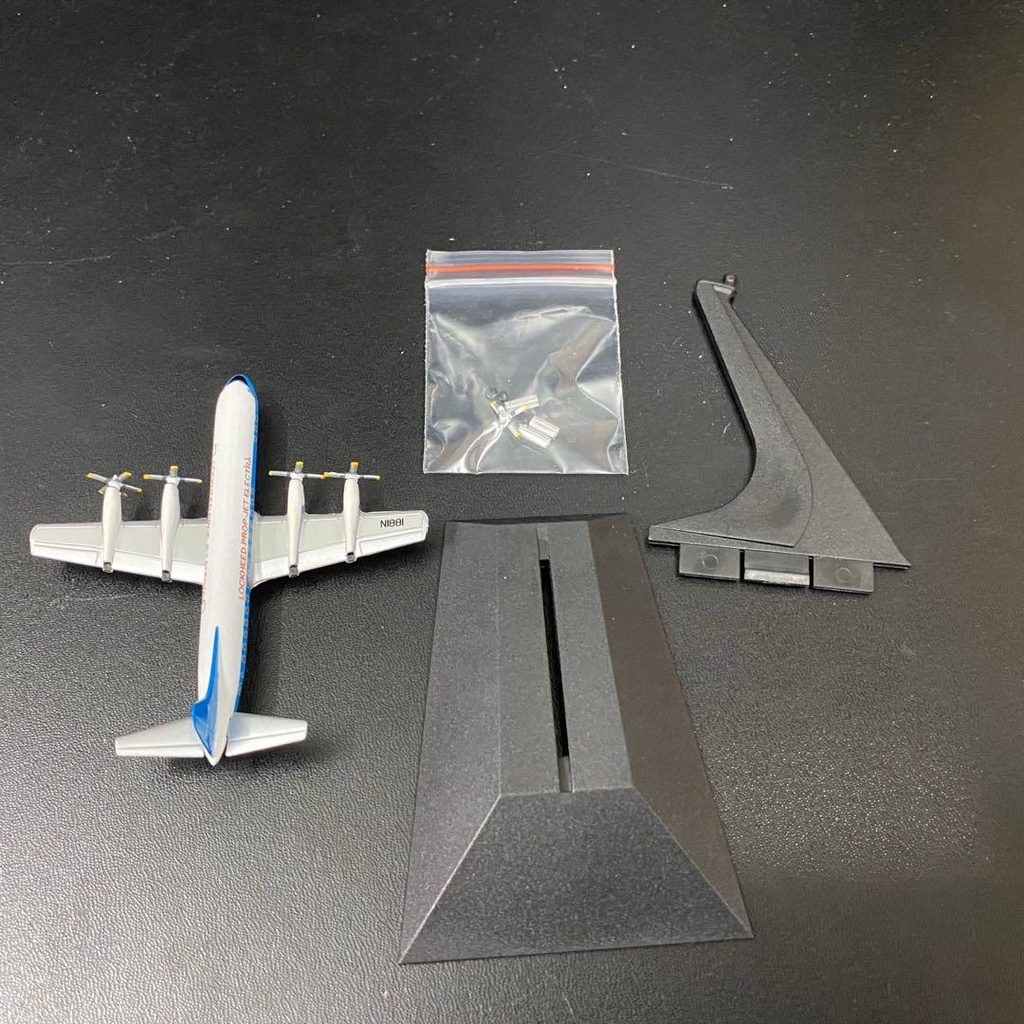 Dragon Wings 55739 Lockheed Prop-Jet Electra L-188 1/400 scale Model Aircraft