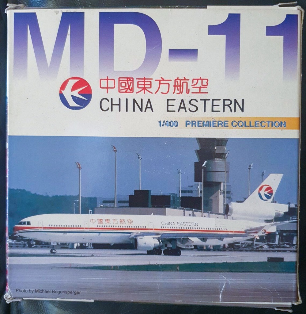 Dragon Wings Premiere Collection MD-11 China Eastern 1:400 Die Cast Model 55069